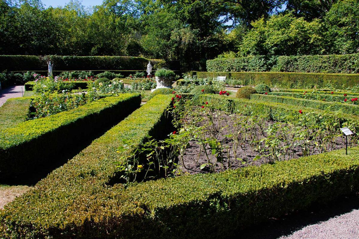 Holländischer Garten, ein Geschenk der Königin Wilhelmina  aus NL