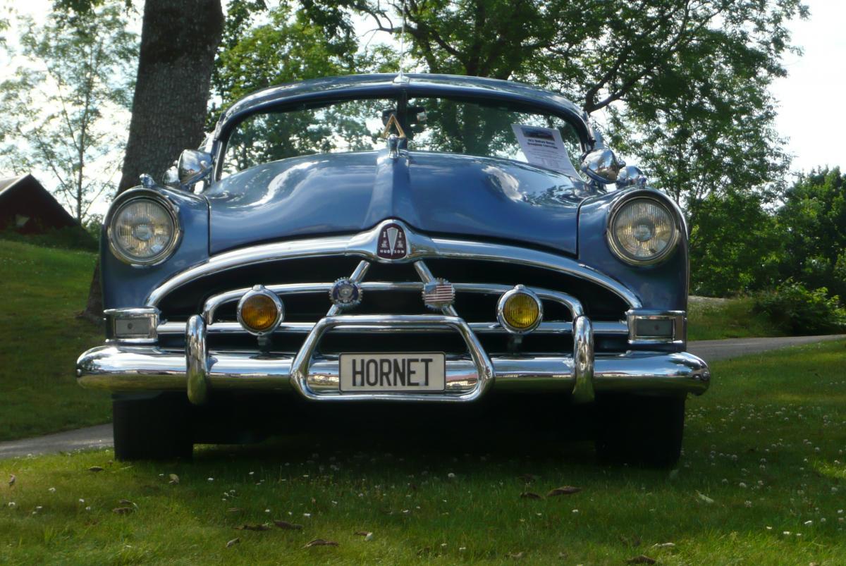 HUDSON Hornet 1951... eine imposante Erscheinung im Rückspiegel