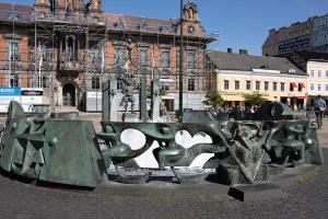 Brunen vor dem Rathaus