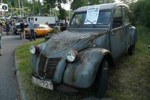 CITROEN 2 CV 1953...immer noch Originallackierung!