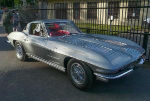 CHEVROLET Corvette Sting Ray 1963 Sportlichkeit und Eleganz pur