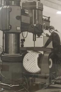 Kopfteil-Herstellung  für die Bestrahlung von Hirntumoren.