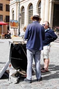 malt die vier ockerfarbigen Häuser 