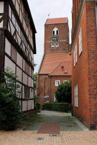 Blick zur Kirche