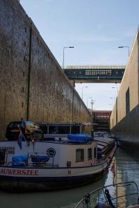 In der Schleuse Anderten