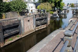 alte Schleuse aus 1884, nicht mehr in Betrieb